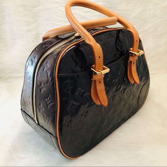 LOUIS VUITTON Monogram Vernis Summit Drive Bag - Picture 2 of 8